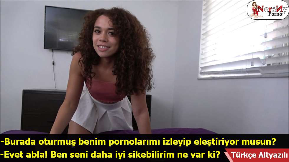 Zenci ufacık kadını kucakta sikiyor